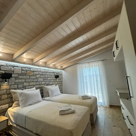 Villa Iris Lefkada City