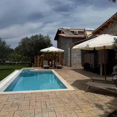 Villa Iris Lefkada City