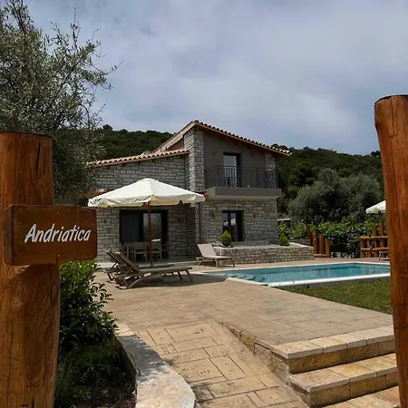 Iris Villa Lefkada City